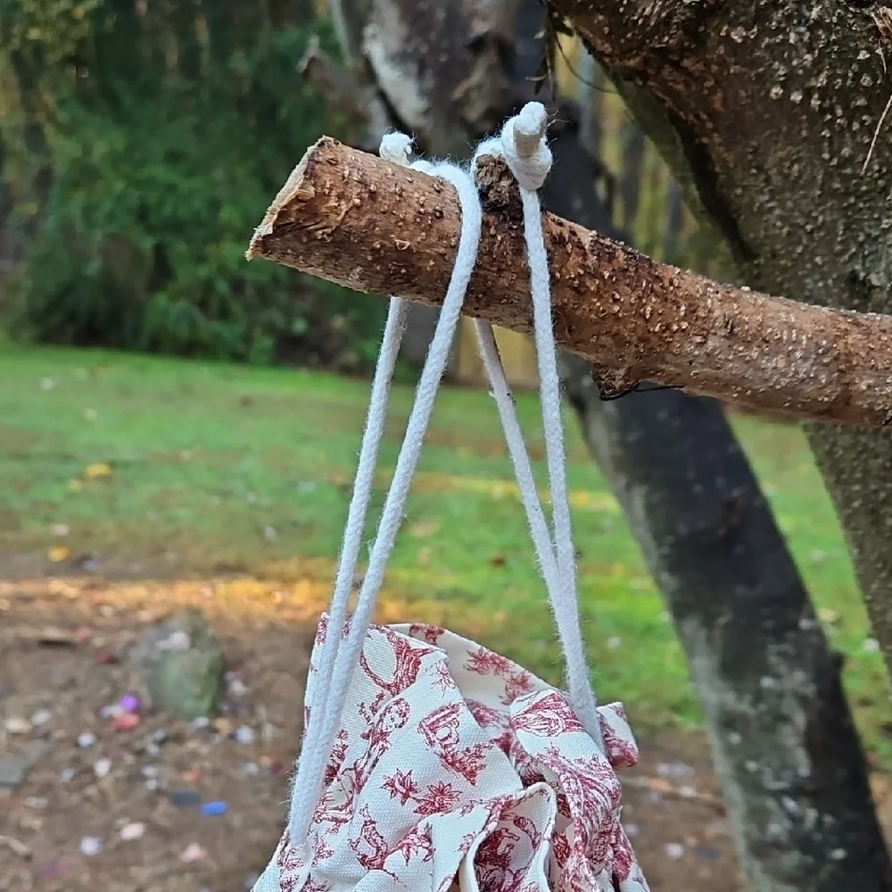 Vintage Elegant Red Cream Toile De Jouy 18 Inches Hanging Plastic Bag Holder